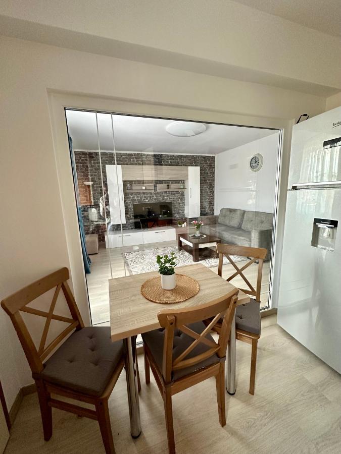 Apartament Iris Διαμέρισμα Σίμπιου Εξωτερικό φωτογραφία